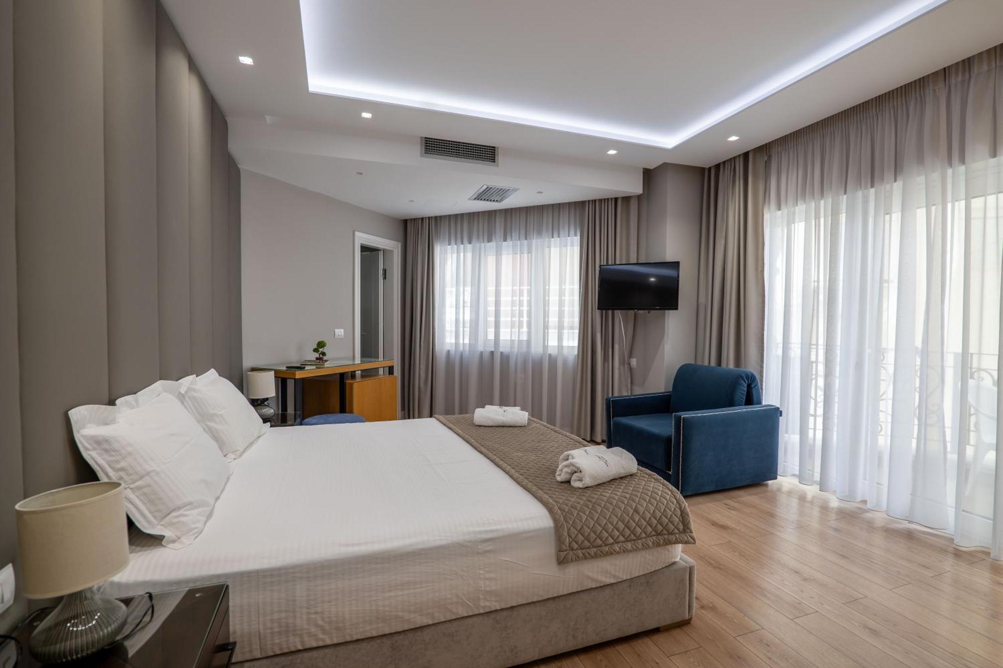 סרנדה Ami Mar Hotel מראה חיצוני תמונה