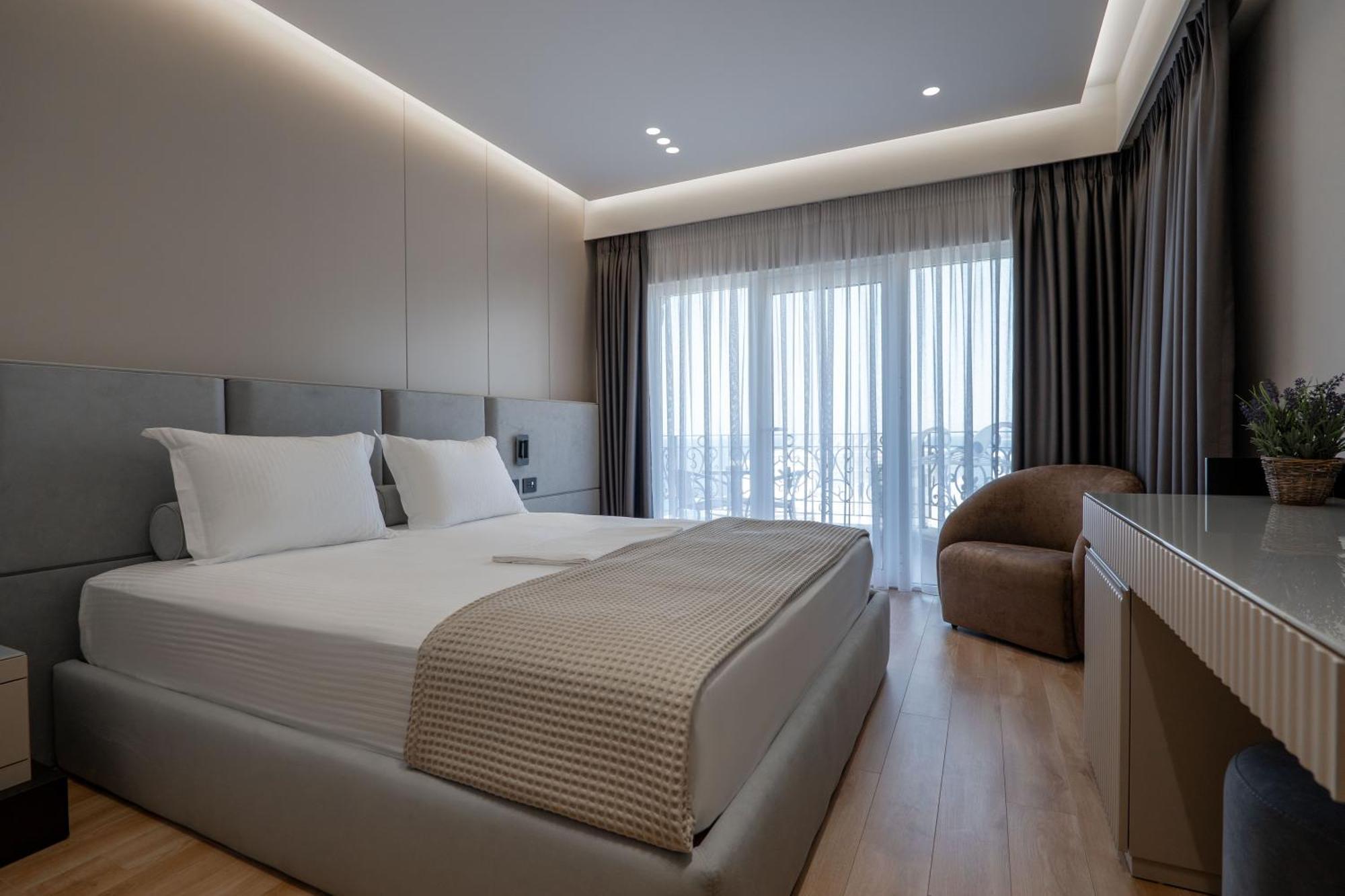 סרנדה Ami Mar Hotel מראה חיצוני תמונה