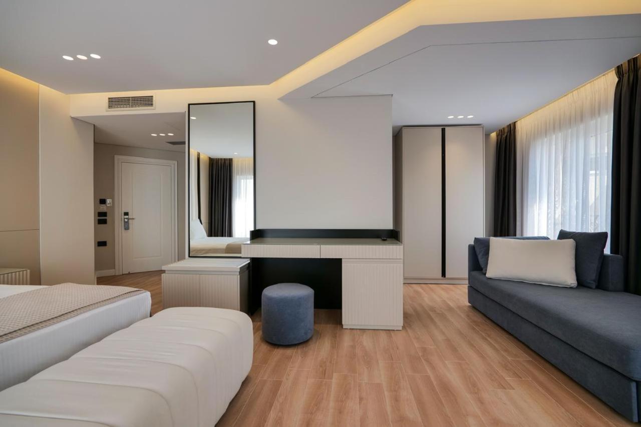 סרנדה Ami Mar Hotel מראה חיצוני תמונה